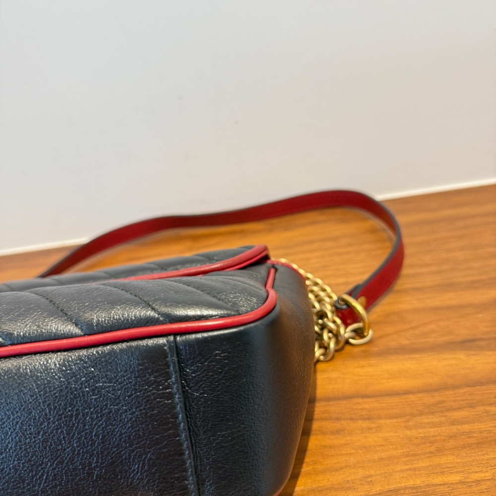 Gucci Vintage Effect Calfskin Matelasse Diagonal Small Torchon GG Marmont Black - Picture 2 of 10